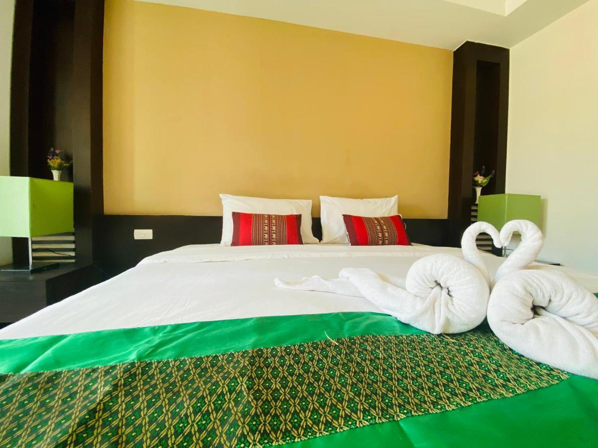 Tycoon Suite By Goad Avadhess Hospitality 1Km Walking Street Pattaya Beach المظهر الخارجي الصورة